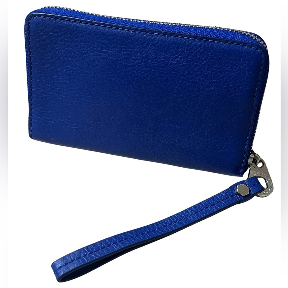 EUC Marc by Marc Jacobs Cobalt Blue Leather Zip Around Classic Q Wallet Wristlet - Picture 5 of 12